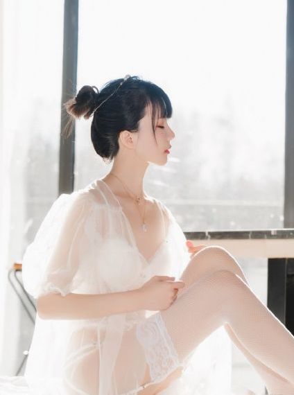 大乳少妇一丝不挂_蓝光全集免费播放