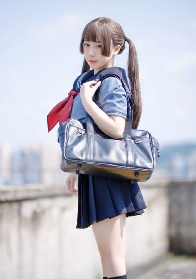 97亚洲精品国偷拍自产乱码_高清手机在线看